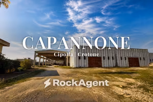 Immobile di 7500 m² a Crotone