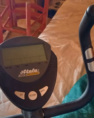 Tapiis roulant elettrico e cyclette magnetica