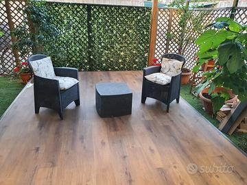 SET POLTRONE E TAVOLINO APRIBILE DA GIARDINO