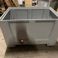 Cassonetti in plastica da 120 × 80 usati