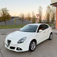 Alfa Romeo Giulietta 1.6 JTDm-2 105 CV Exclusive