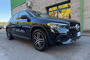 MERCEDES-BENZ GLA 180 136CV SPORT AUTOMATIC KM-4