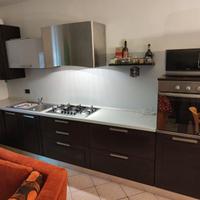 Cucina più letto matrimoniale e a castello 