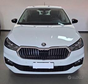 Skoda Fabia 1.0 MPI 80 CV Young Edition