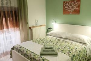 Camere arredate in appartamento condiviso