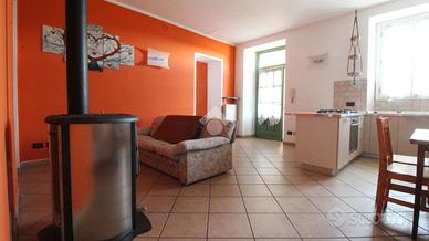 2 LOCALI A CAVAGLIÀ