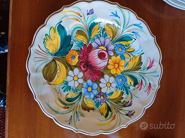 Piatto dipinto a mano