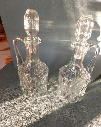 set bottiglie di olio e aceto 