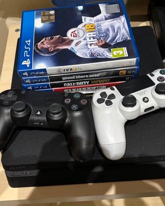 PS4 Slim 500GB + 2 controller original+5 giochi
