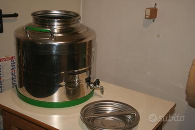 contenitore olio 30 litri con rubinetto