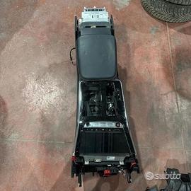 Ricambi tunnel centrale Audi Rsq8 2023