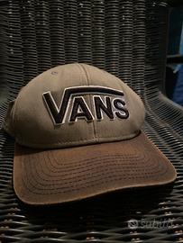 Cappellino Vans originale – Logo ricamato