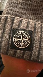 cappello stone island