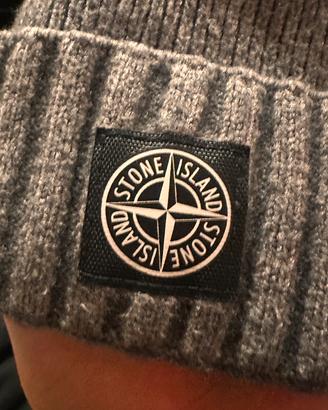 cappello stone island