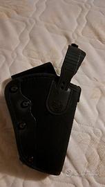 fondina e portacaricatore