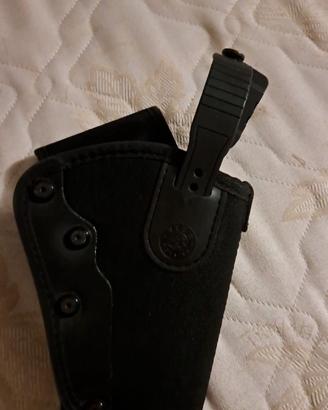 fondina e portacaricatore