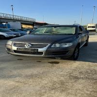 Auto completa per ricambi BKS VOLKSWAGEN TOUAREG (