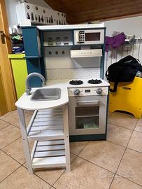 Cucina in legno per Bambini