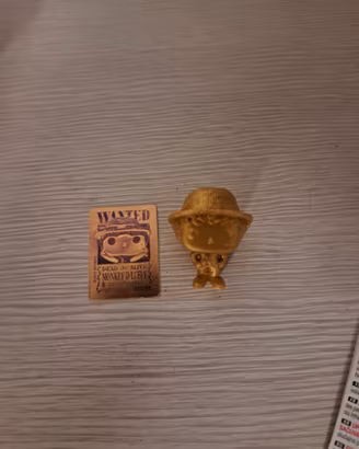 RARISSIMO LUFFY GOLD ORO - Kinder Joy x One Piece