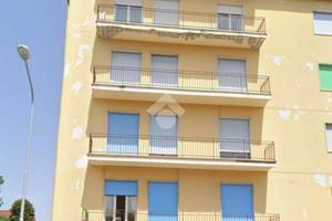 3 LOCALI A MONTESARCHIO