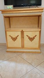 Mobile porta tv in stile barocco moderno