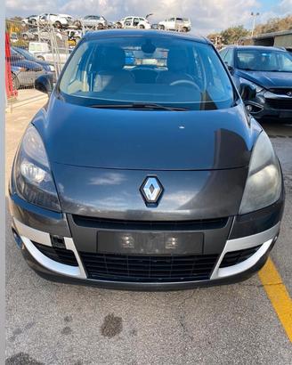 RICAMBI AUTO RENAULT SCENIC XMOD 2011