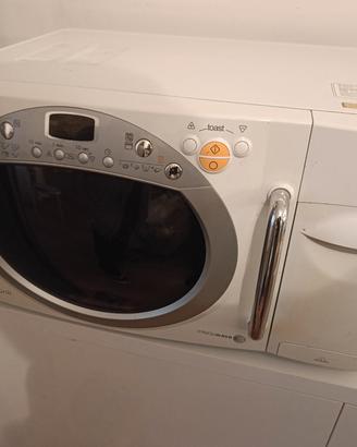 forno a microonde della LG 