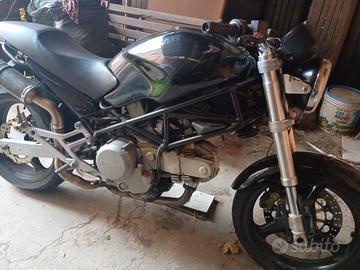 Ducati Monster 600 - 2000