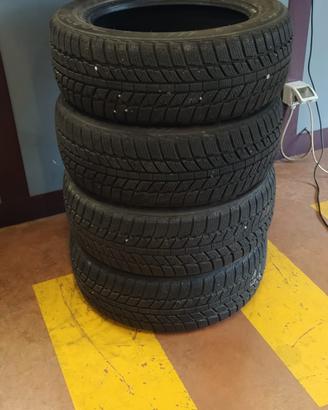Gomme invernali Roadx  Wh01 185/15 R15