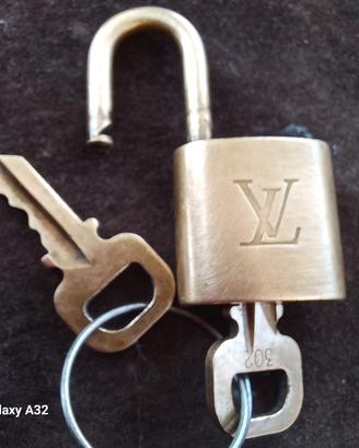 Vuitton lucchetto 