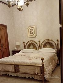 Camera da letto completa stile classico