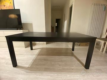 Tavolo allungabile nero