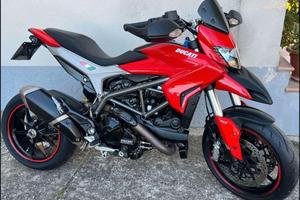 Ducati Hyperstrada 939