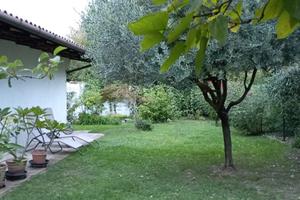 Pa154538 casa attaccata ad un lato