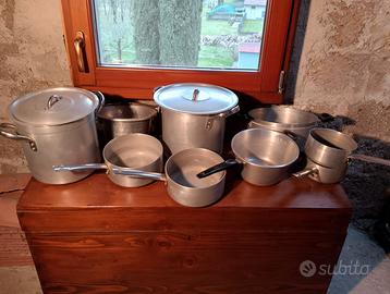 9 Padelle in alluminio varie misure