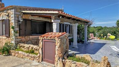 Porto Istana Villa con vista mare, giardino e dop