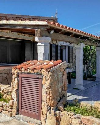 Porto Istana Villa con vista mare, giardino e dop