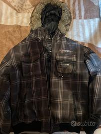 Giubbotto con cappuccio