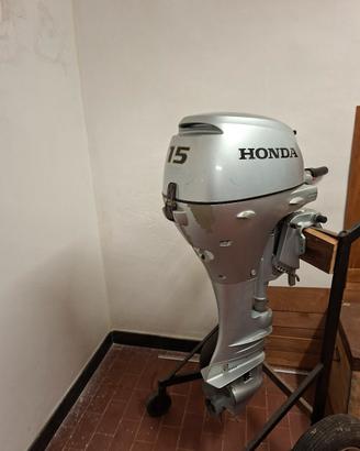 motore fuori bordo Honda 