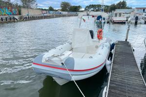 Gommone con motore mercury