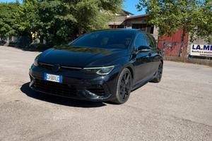 Golf 8 R