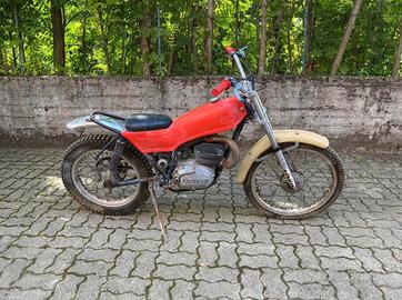 Montesa cota 125 trial