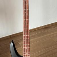 Ibanez sr300e