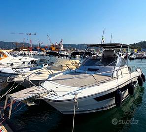 JEANNEAU CAP CAMARAT 9.0 WA  Soft  Top