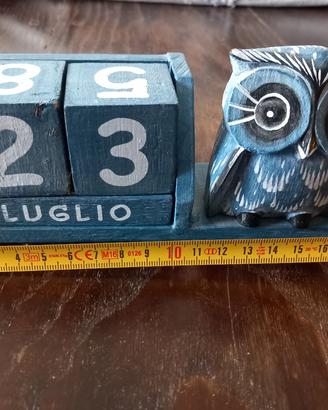 Calendario perpetuo in legno