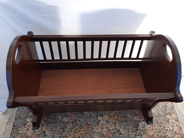 Culla artigianale a dondolo in vero legno