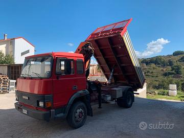 autocarro  Iveco 135.17