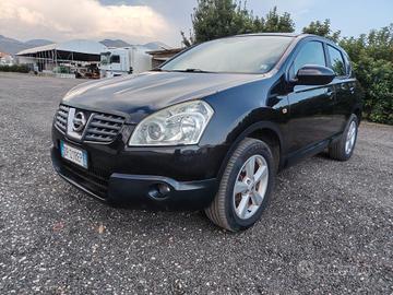 Nissan Qashqai 2.0 dCi DPF 4WD Tekna