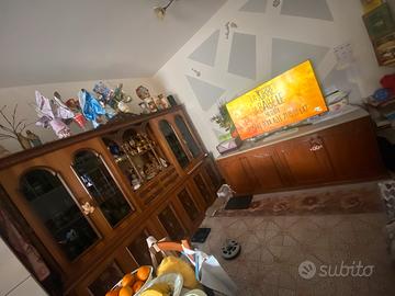 Mobile soggiorno in legno  ,vetrina + credenza