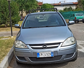 Auto opel corsa
